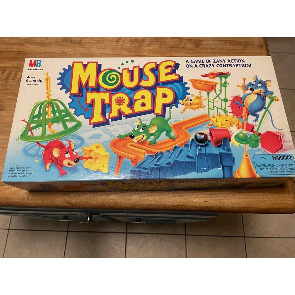 VINTAGE Mouse Trap COMPLETE Milton Bradley Classic Board Game Kids Family